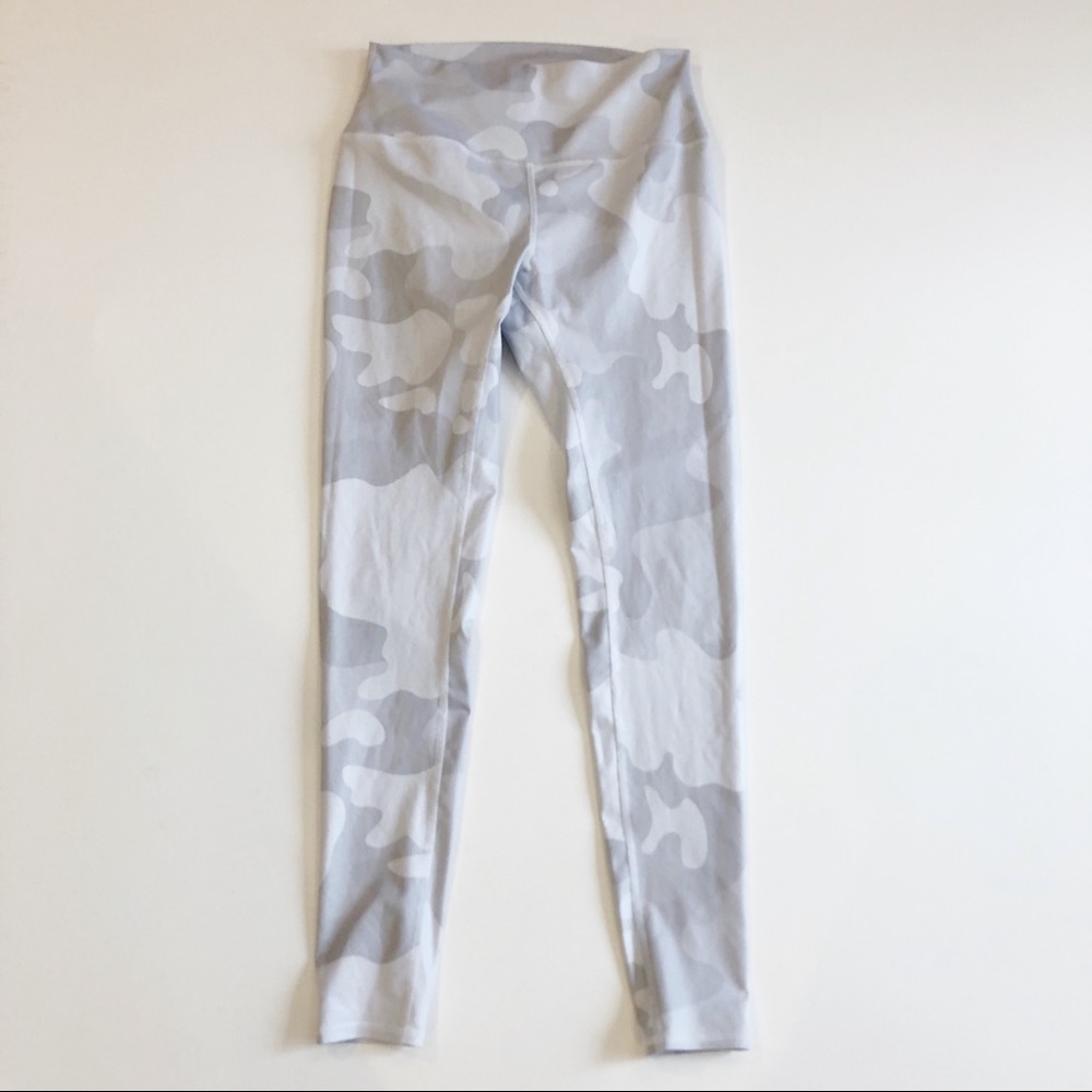 Alo Yoga White Camo High Waist Camo Vapor Legging - Picture 2 of 8